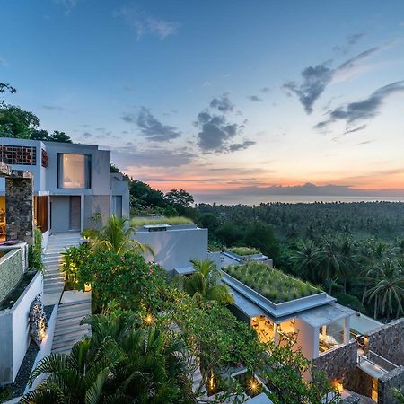 Svarga Resort Lombok Сенггиги Экстерьер фото